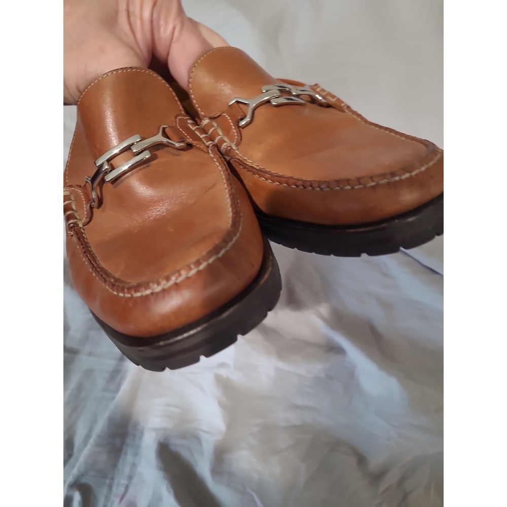 Cole Haan Horse Bit  Leather Slip on Loafers‎ Women SZ 7.5B Vibram Sole low heel - Picture 9 of 12